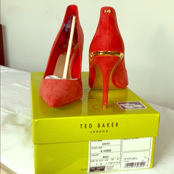 Ted Baker Shoes - Ted Baker size 7 pump